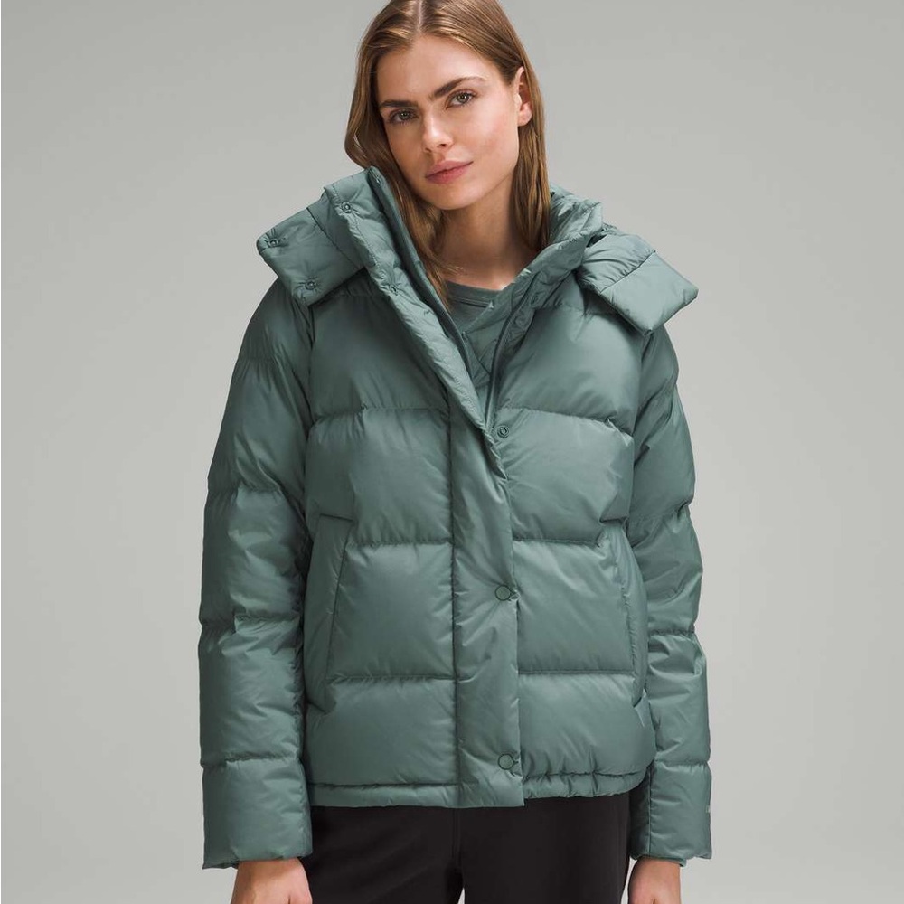 Lululemon Wunderpuff Jacket, Medium Forest, Size 6 (never worn)